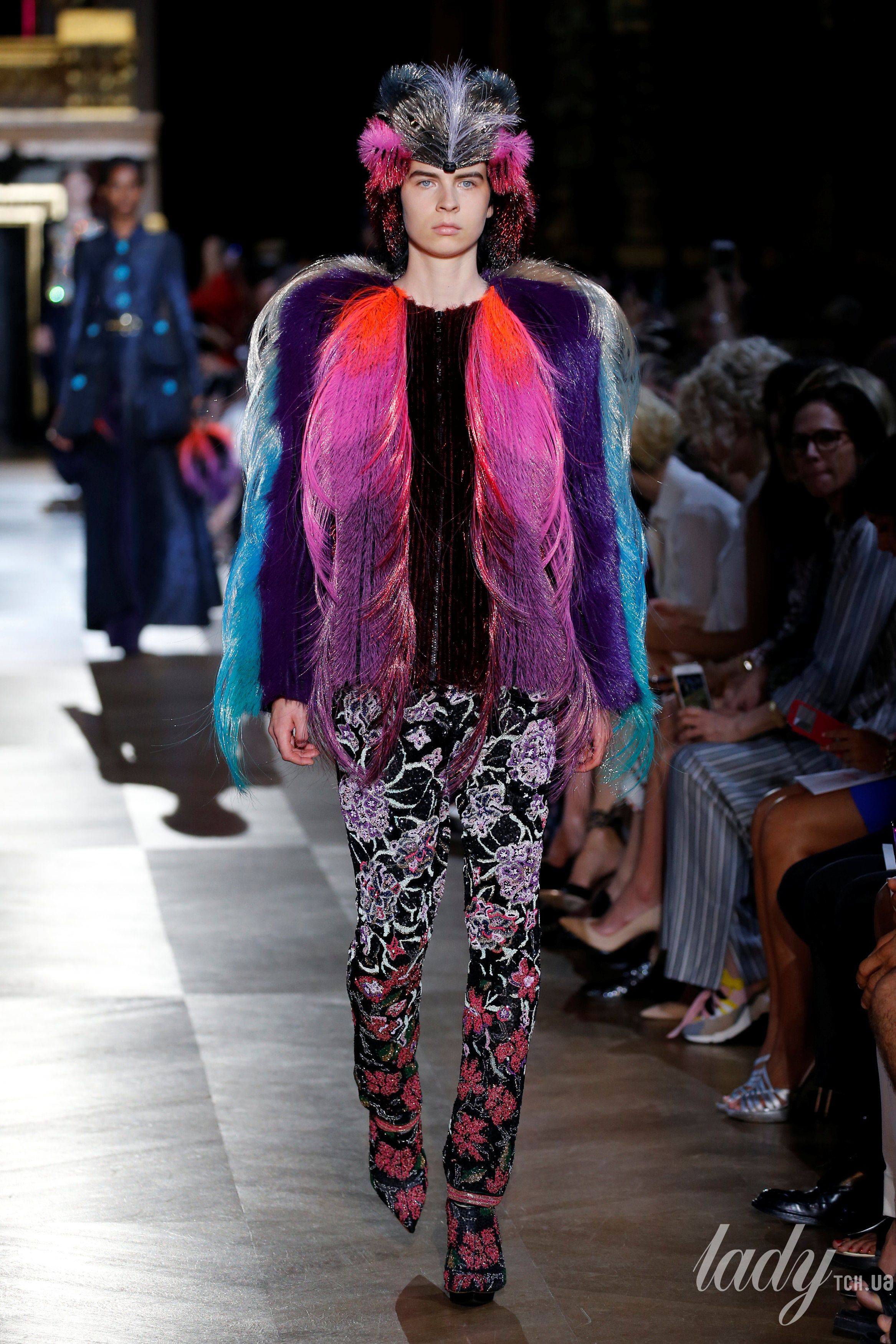 Коллекция Schiaparelli Haute Couture осень-зима 2018-2019_30