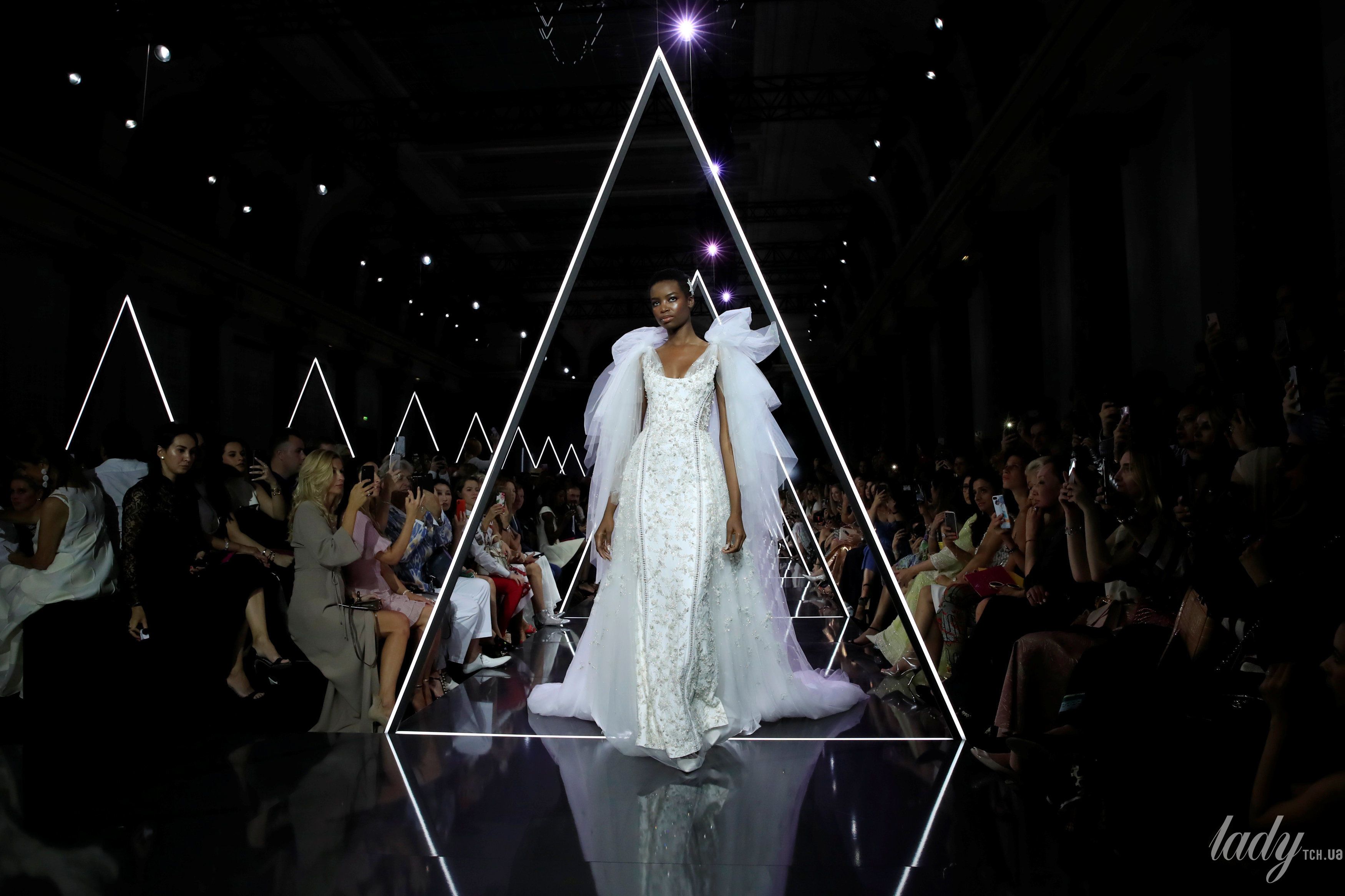 Показ Ralph & Russo Couture_7