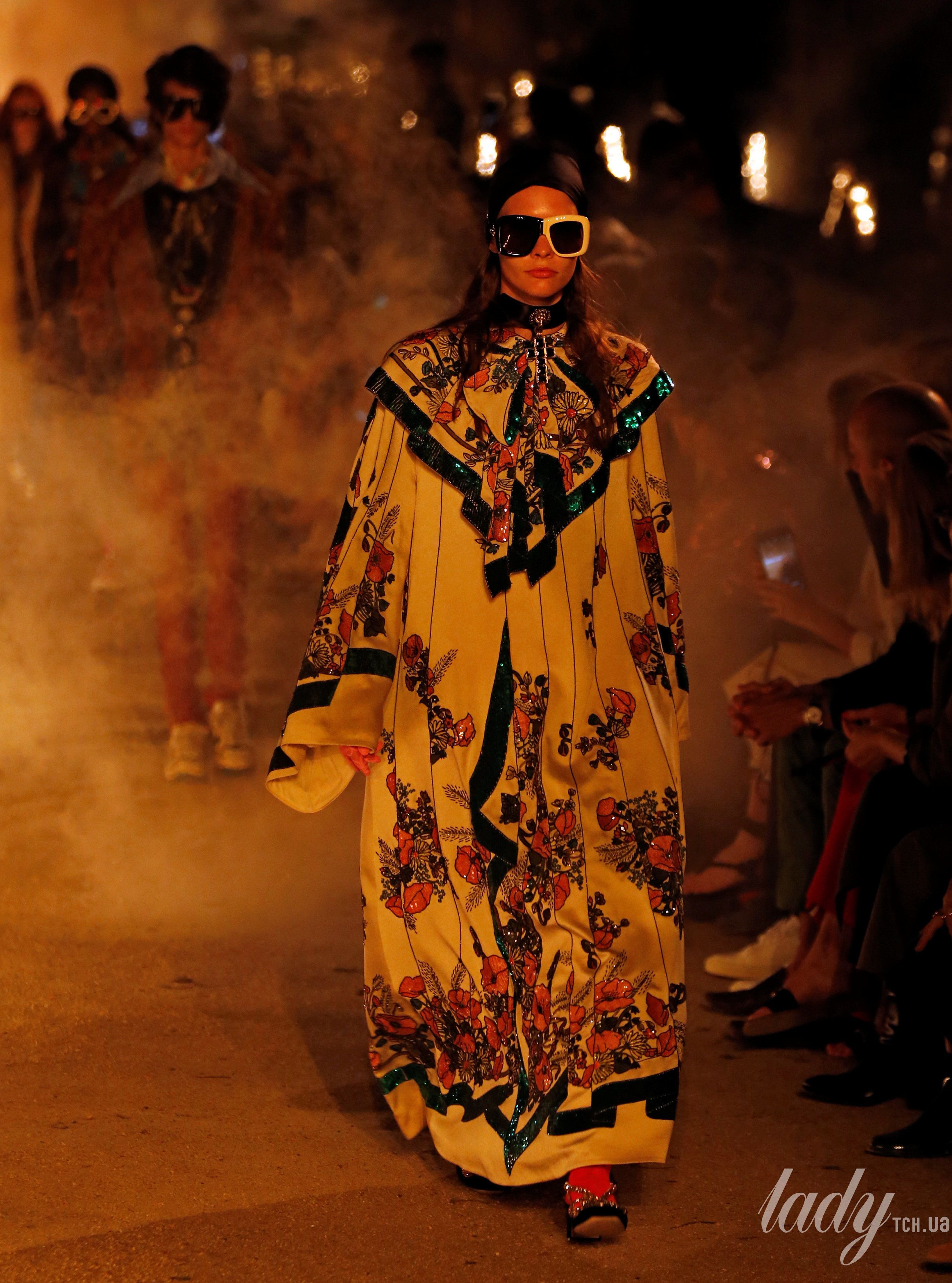 Показ круизной коллекции бренда Gucci_16