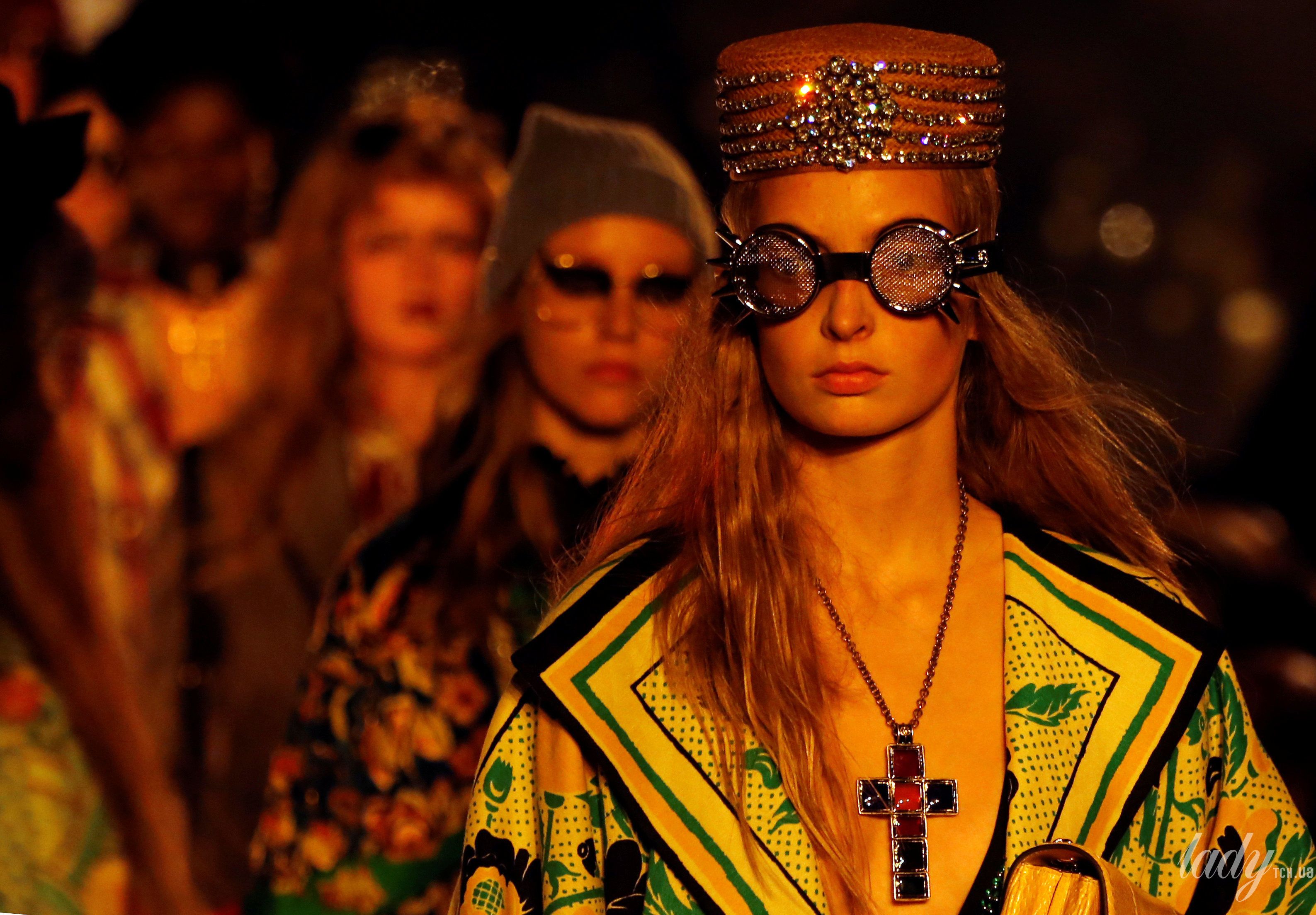 Показ круизной коллекции бренда Gucci_19