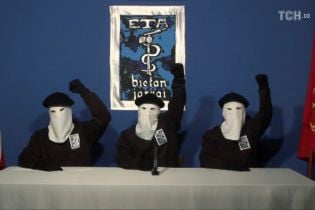 Терористи ETA оголосили про саморозпуск. Влада Іспанії вимагає покарання басків за злочини