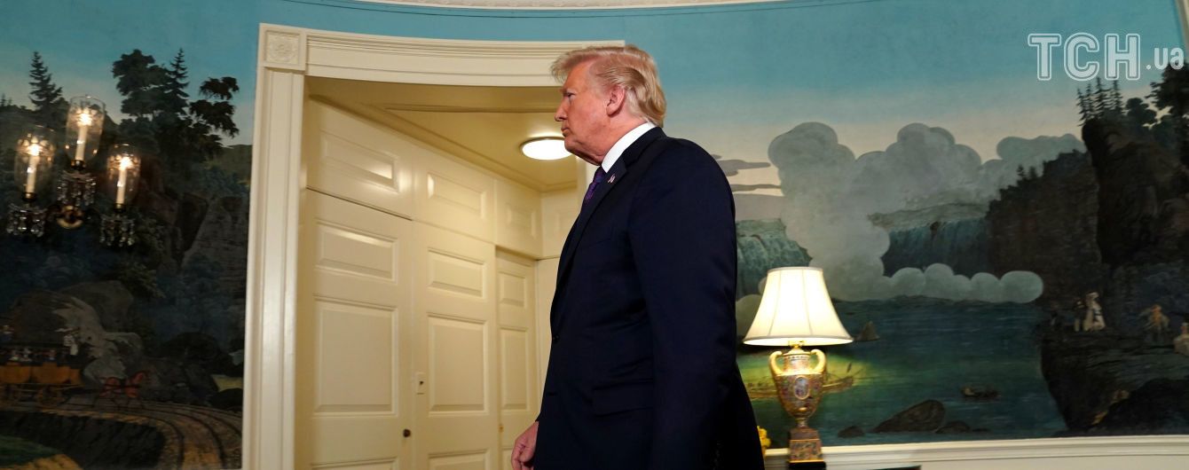 Дональд Трамп решил отложить введение новых санкций против России - The Washington Post