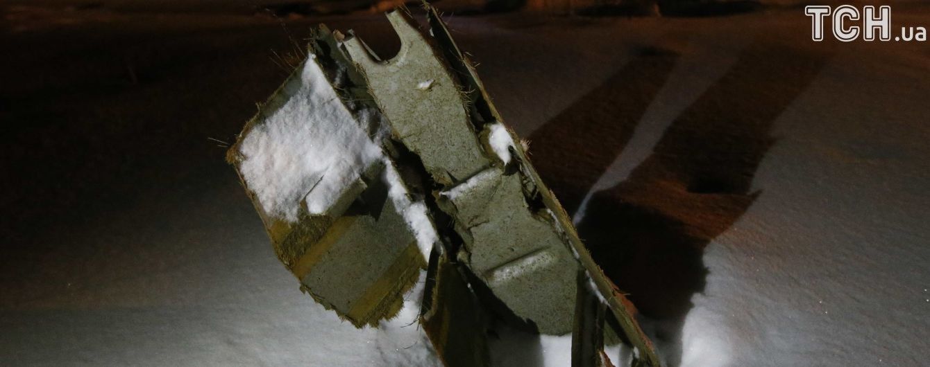 У Мережі з'явилося відео аварії літака Ан-148 під Москвою