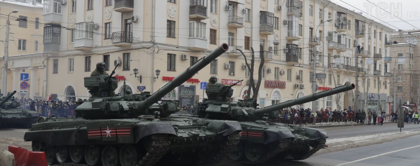 Підходили до кордону і розверталися: у березні 2014 року РФ кілька разів планувала масштабний наступ на Україну - Турчинов
