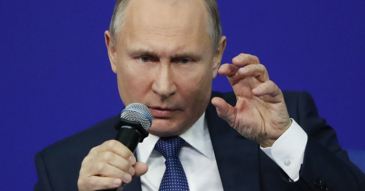 "Недружественный акт". Путин впервые прокомментировал "кремлевский доклад" США