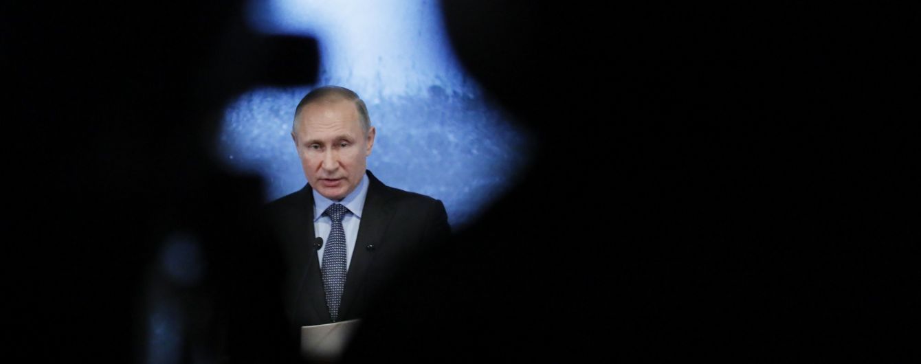 Абрамович, Касперский и Песков. В США определили круг приближенных к Путину