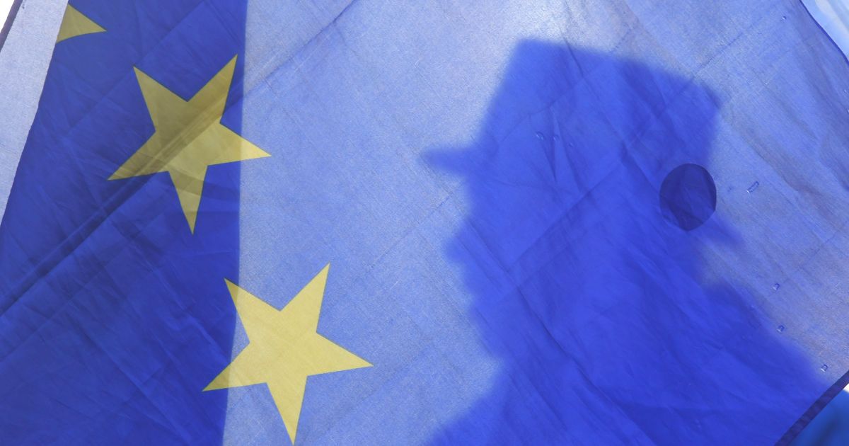Рада ЄС остаточно ухвалила виділення мільярда євро для України