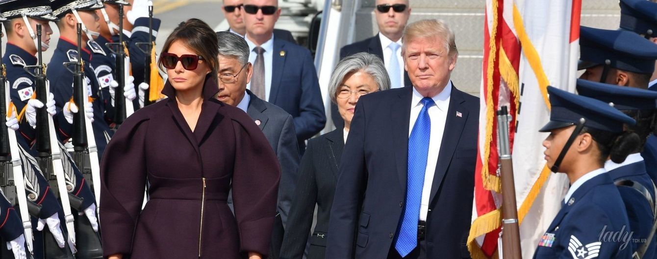 Алое платье и стильное пальто: два роскошных образа Мелании Трамп