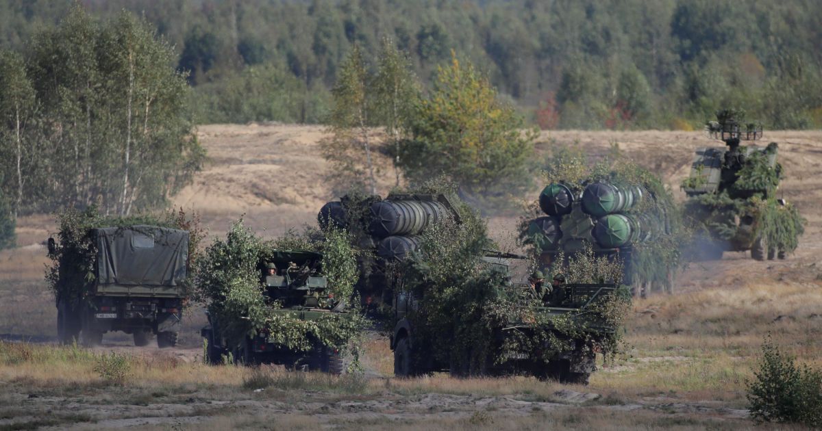 На окупованому Донбасі відсторонили кадрових російських військових через втрату новітньої техніки - українська розвідка