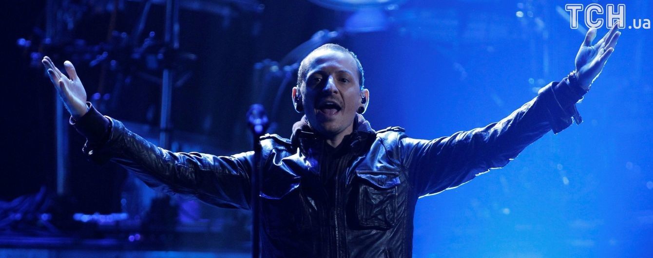 Люби життя. Незадовго до суїциду вокаліста Linkin Park Беннінґтона син написав йому щемливе послання