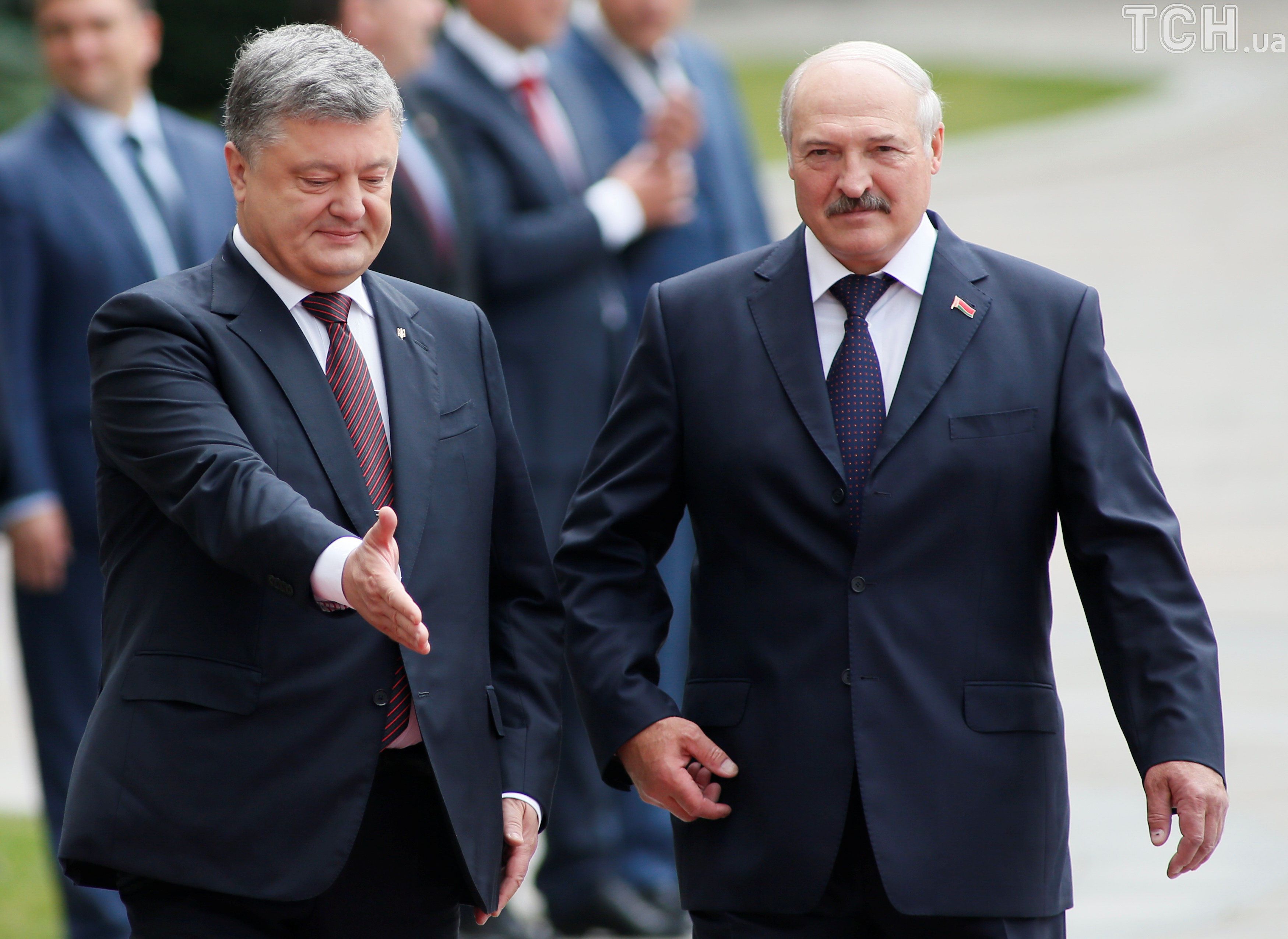 2 Олександр Лукашенко та Петро Порошенко _2