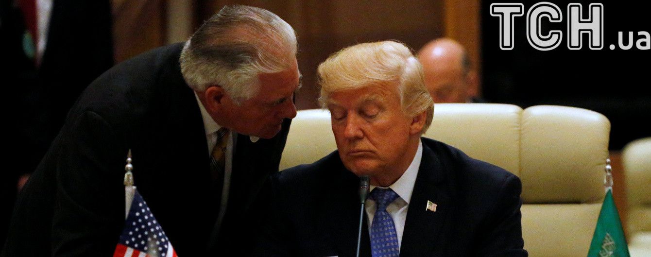 Трамп поручил Тиллерсону быть куратором выполнения санкций против РФ