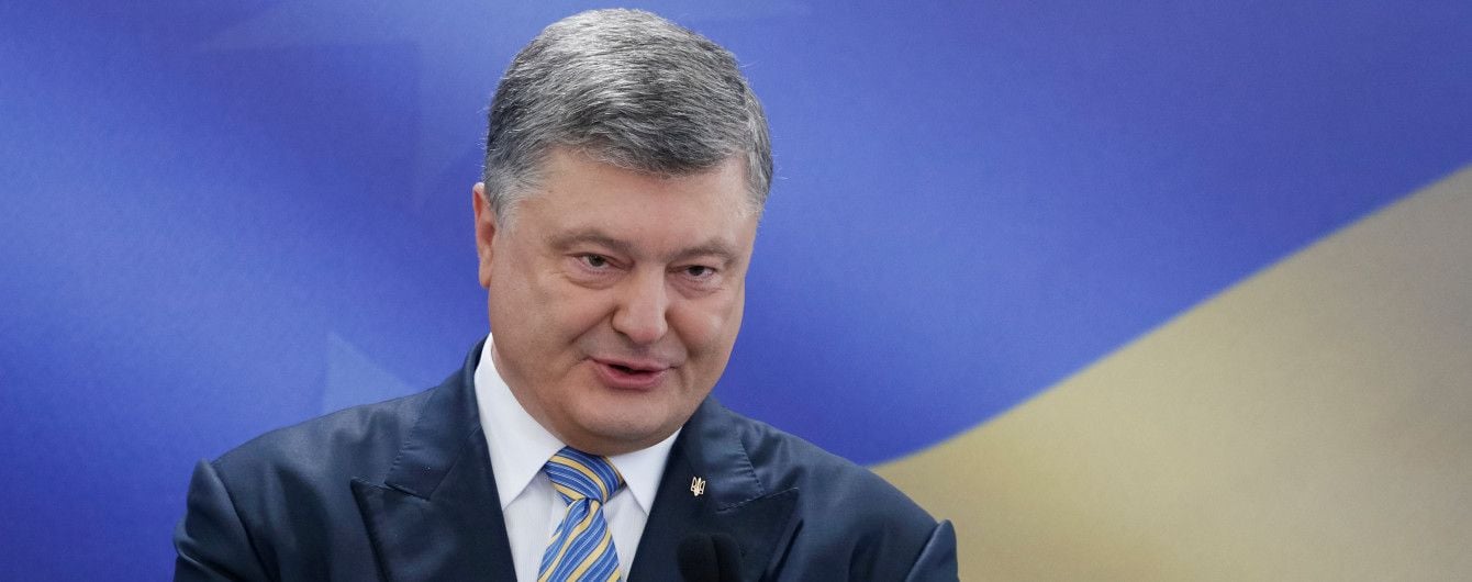 "Мост обязательно понадобится оккупантам, когда они будут покидать наш Крым": Порошенко потроллил Кремль