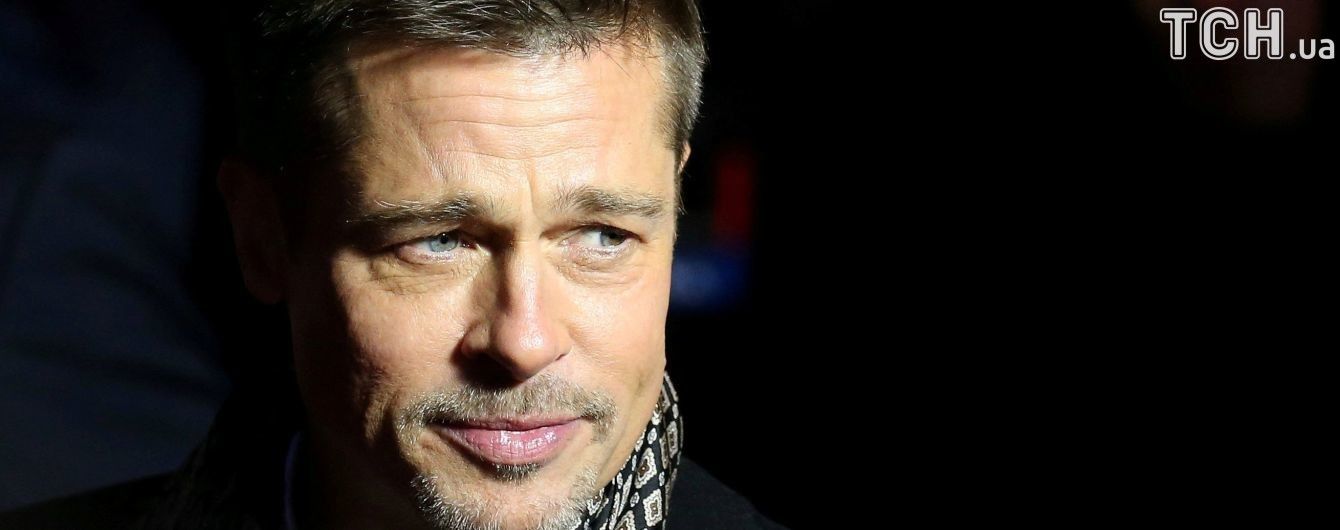 Бред Пітт на цілий рік відмовився від інтимних стосунків - ЗМІ