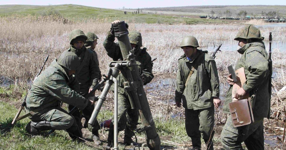 На Донбассе семеро боевиков подорвались на гранате