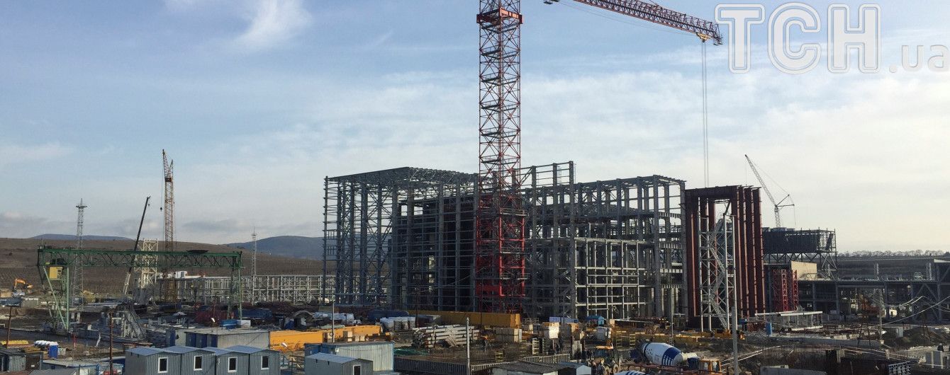 Росія не може вчасно відкрити нові електростанції в окупованому Криму