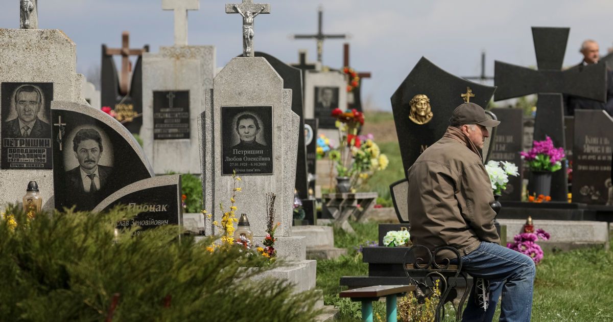 Украинцев может уменьшиться на 200 тысяч за этот год