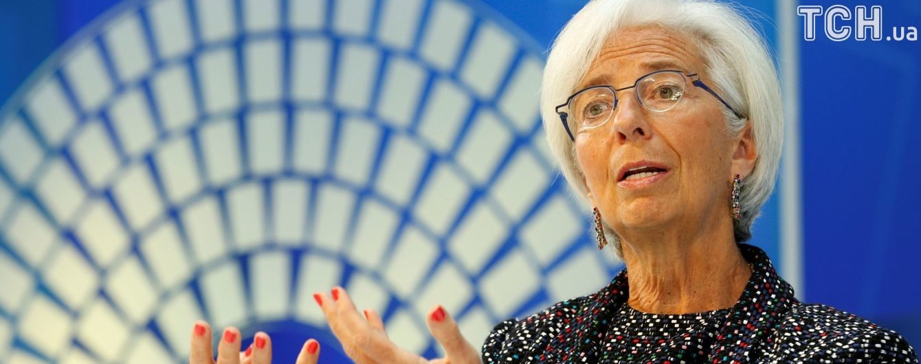Світова економіка через корупцію втрачає трильйони доларів - МВФ