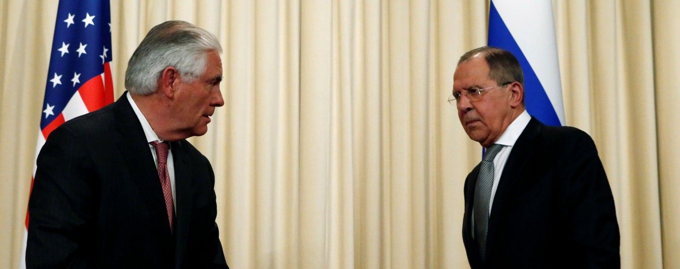 Лавров и Тиллерсон поговорили по телефону о ситуации в Украине
