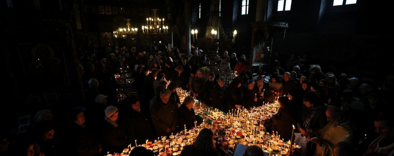 Христиане отмечают праздник Покрова Пресвятой Богородицы: президент поздравил верующих