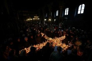 Християни відзначають свято Покрови Пресвятої Богородиці: президент привітав вірян