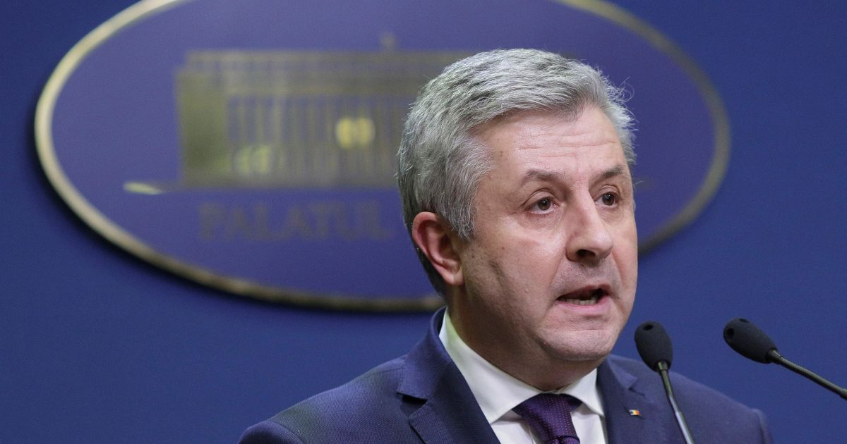Румунський "майдан" досяг відставки міністра юстиції, однак не згортає протест