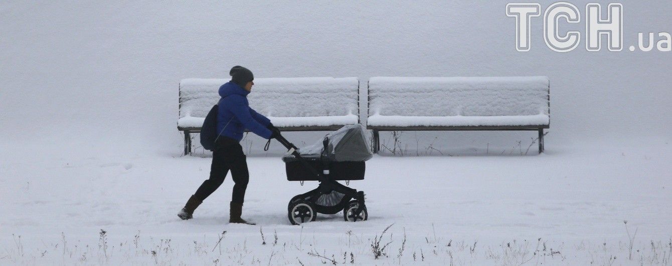 В очікуванні негоди. До України насувається циклон з потужними вітрами, снігопадами та хуртовинами