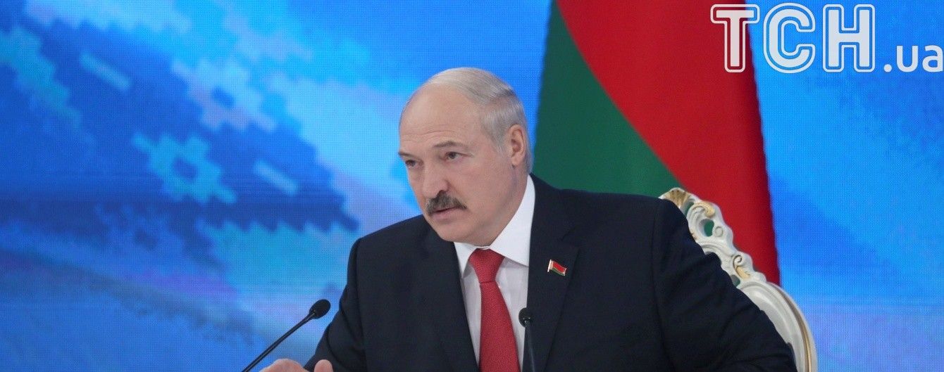 "До останнього стояти за незалежність": Лукашенко провів закрите засідання через тиск з боку Росії – ЗМІ
