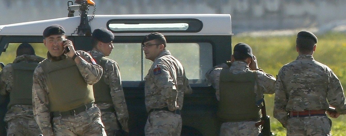 Викрадач літака на Мальті готовий відпустити пасажирів
