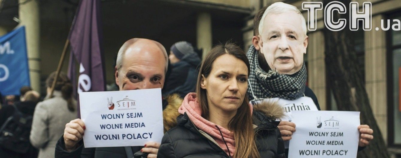 Після "польського Майдану" Сейм скасував обмеження доступу ЗМІ до парламенту