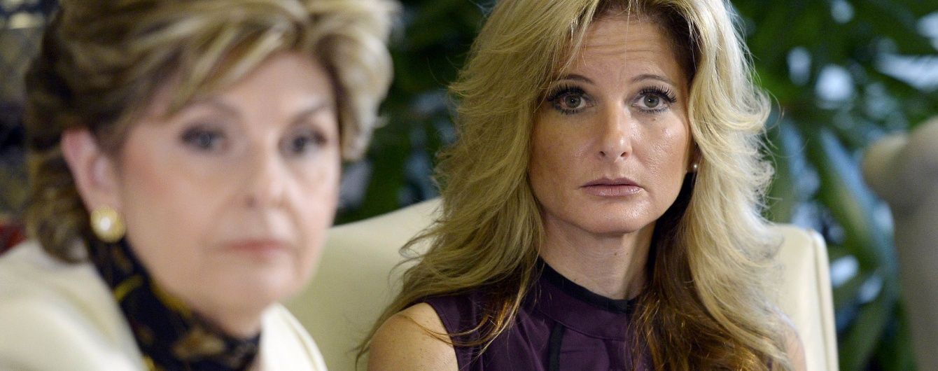 Поклав руку під спідницю і торкався грудей: ще дві жінки звинуватили Трампа у сексуальних домаганнях