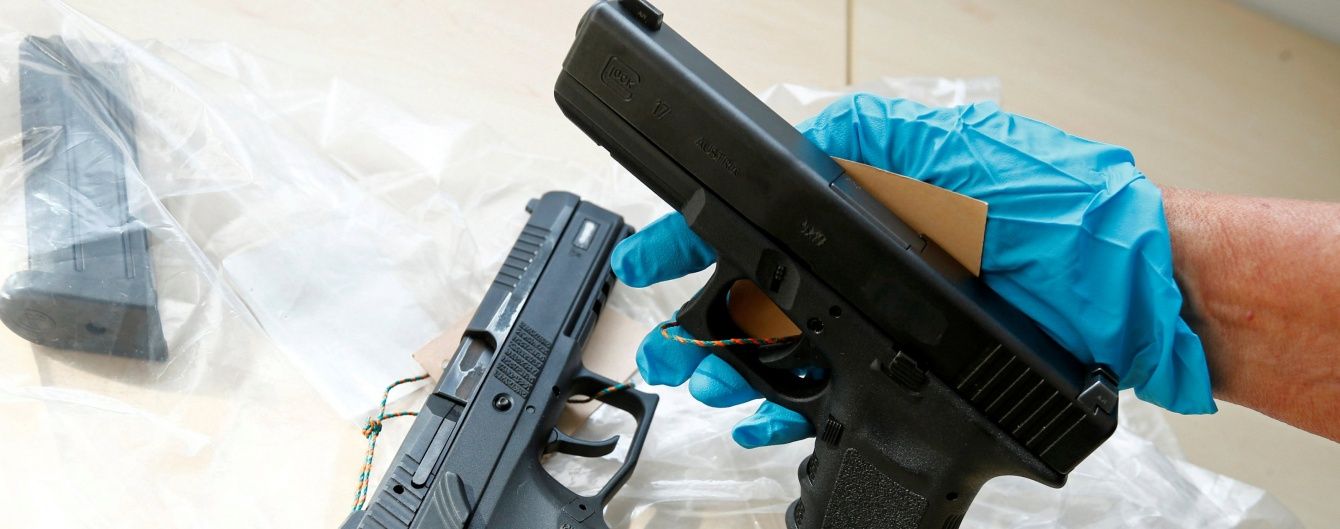 У центрі Києва біля суду сталася стрілянина, поліція оголосила план "Перехоплення"