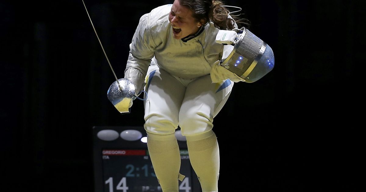 Українська шаблістка Комащук у важкому бої вийшла в 1/8 фіналу Олімпійських ігор