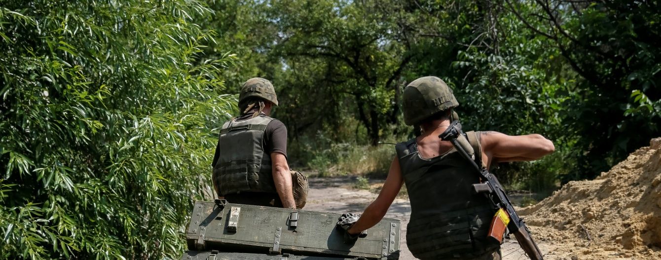 Ночью под Авдеевкой в массированных обстрелах погибли четверо военных
