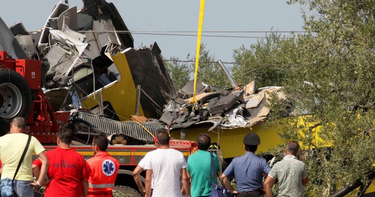 Зіткнення потягів в Італії: кількість жертв продовжує зростати