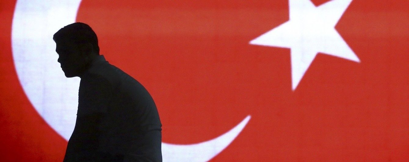 Суд Турции освободил американского пастора из-за которого США ввели санкции