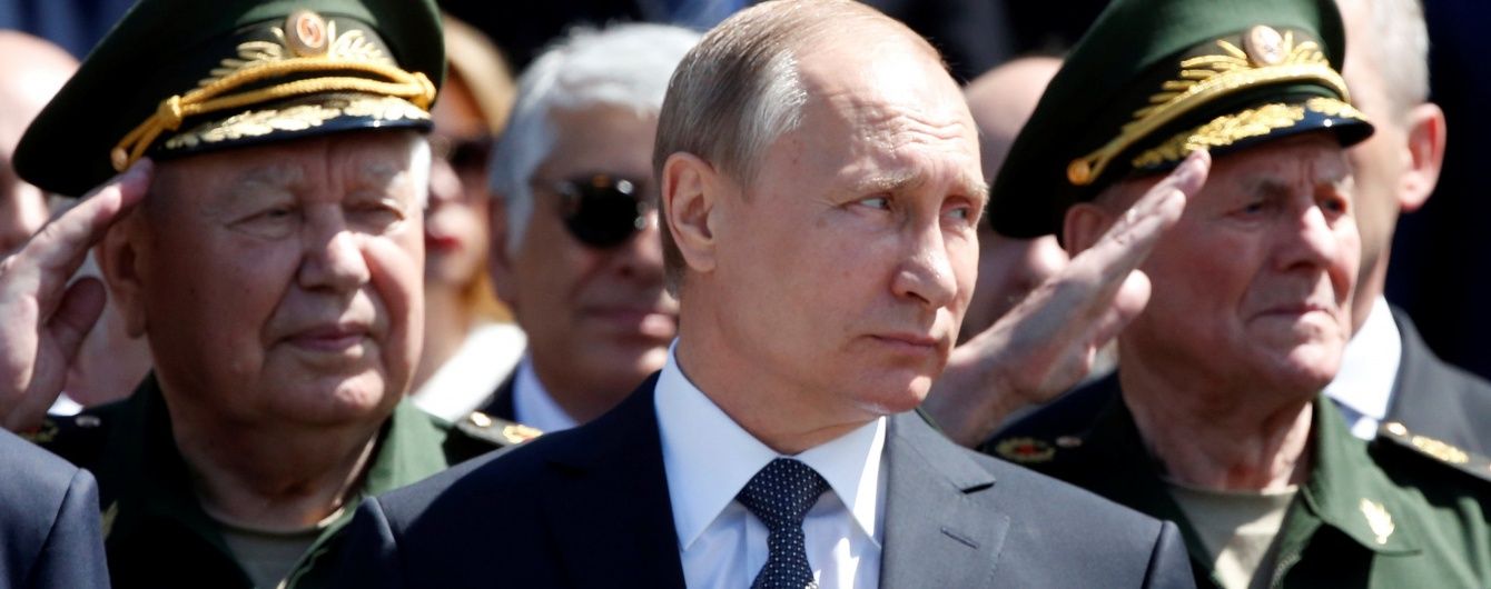 "Це безглуздо". Путін порадив не чекати від РФ виконання Мінських угод