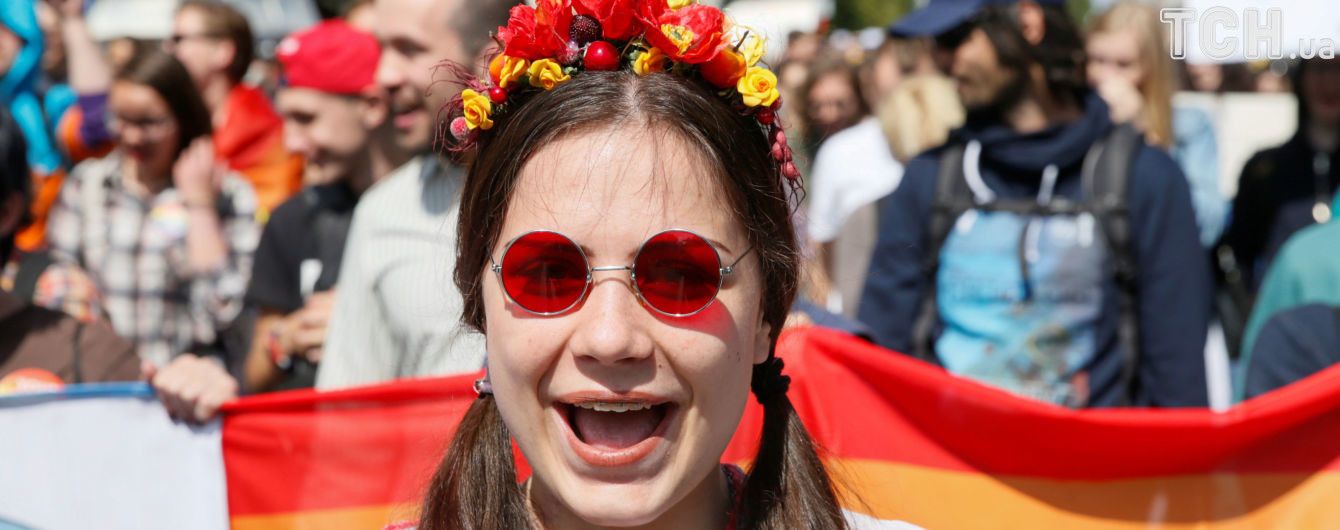 Дрон снял Марш равенства с высоты птичьего полета