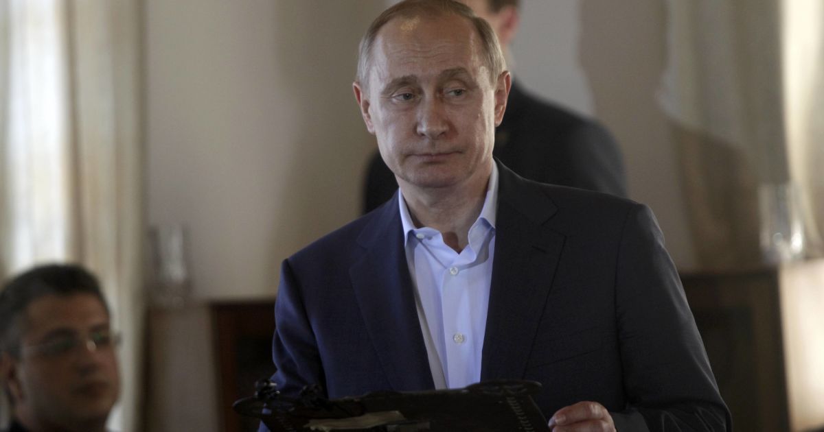 Путин впервые за четыре года собрался на съезд "Единой России"