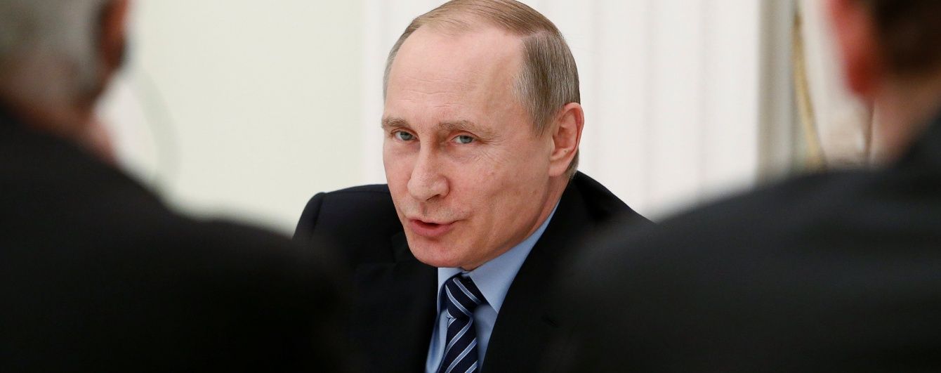 Путін обіцяє стримати натиск перед "мілітаристським чадом" НАТО