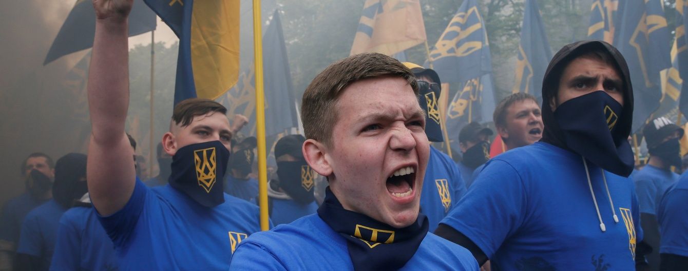 Трьох азовців затримали за напад на інкасаторську машину у Запоріжжі