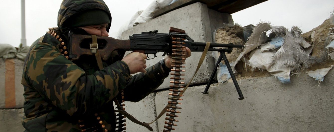 Боевики обстреляли Марьинку, ранив мирного жителя