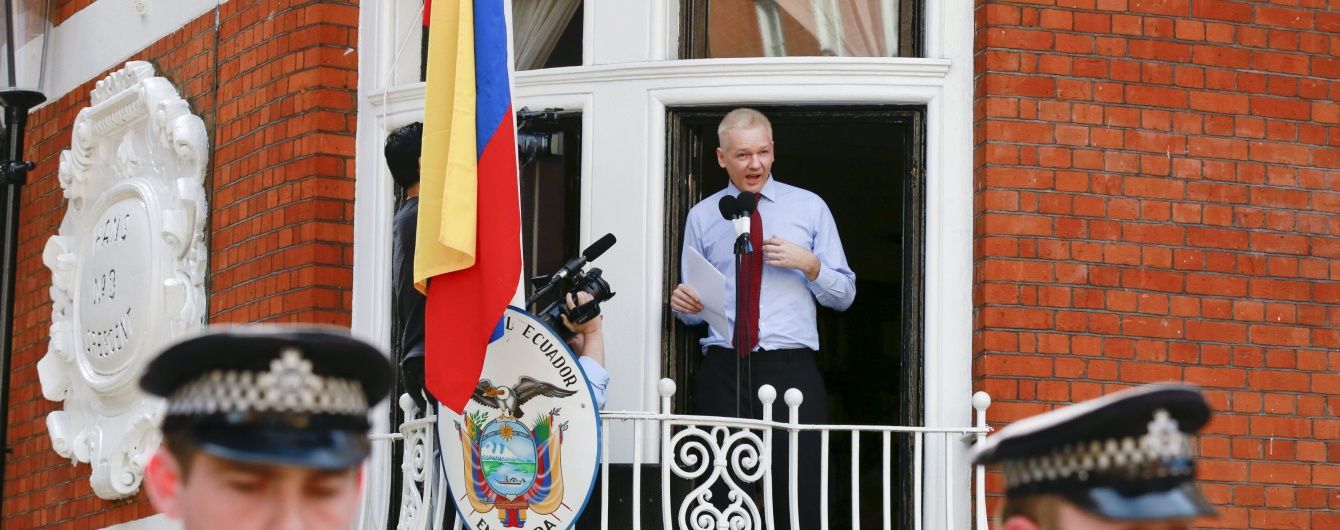 Ассанж вважає, що Еквадор хоче видати його США