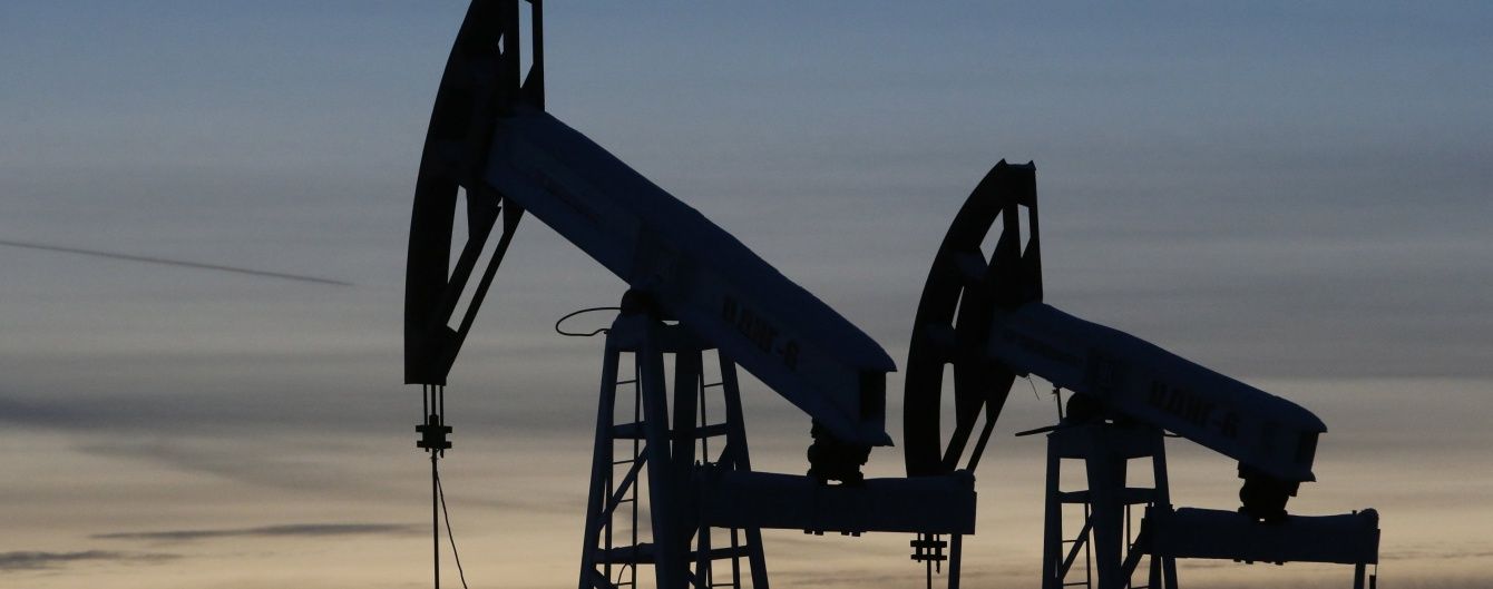 Нафтогазові доходи Росії скоротилися на третину