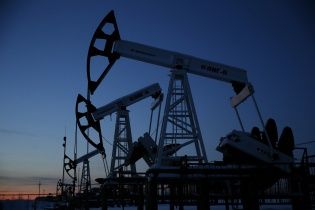 Ціни на нафту марки Brent скотилися до мінімуму, слідом впав і рубль