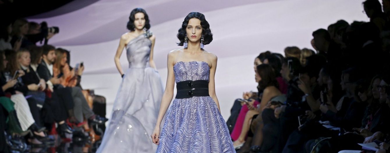 Показ Armani Prive на Неделе Haute Couture в Париже