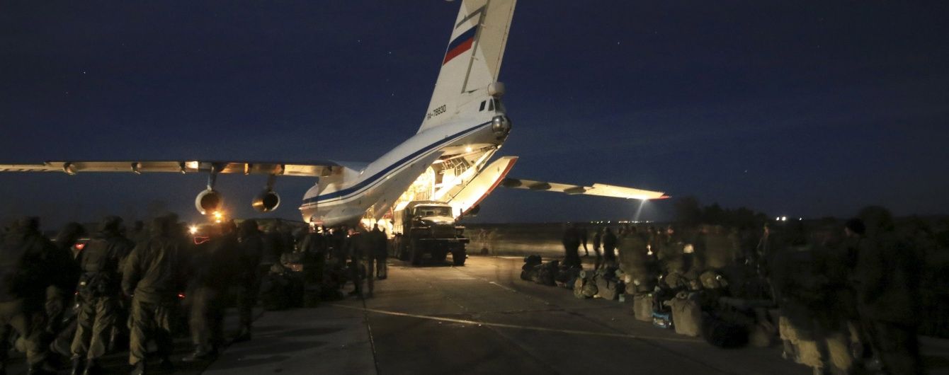 Росія на літаках перекидає спецпризначенців до кордонів України