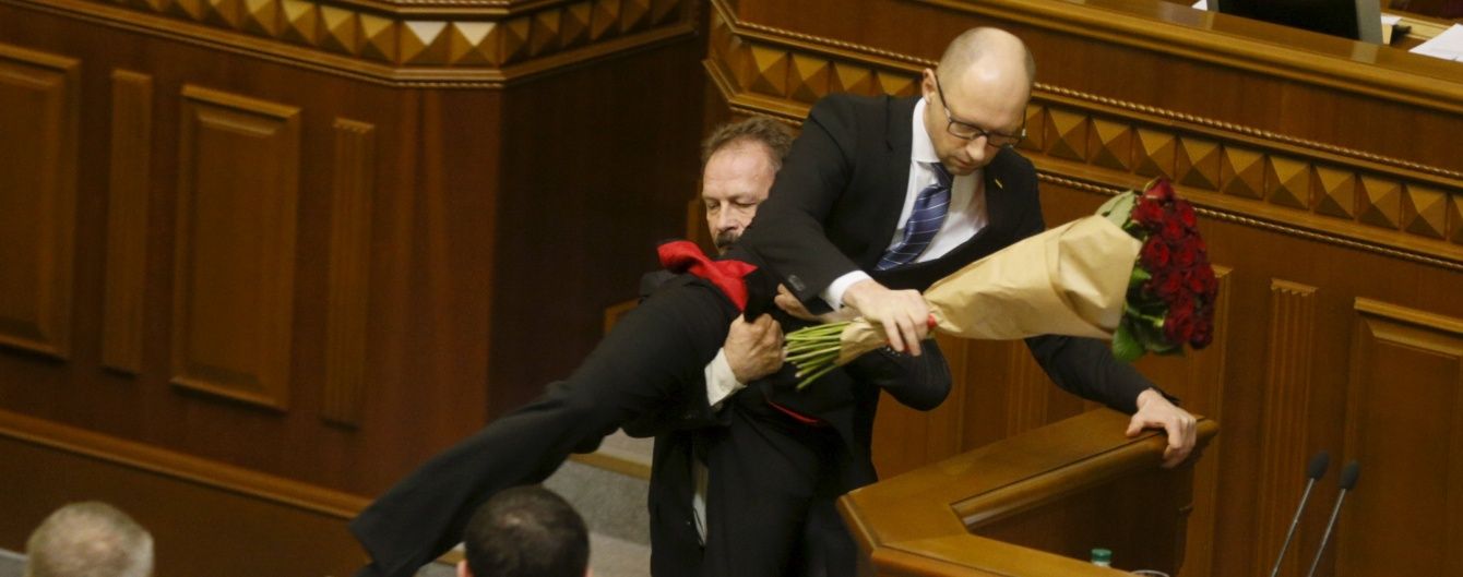 Зрелища вместо хлеба