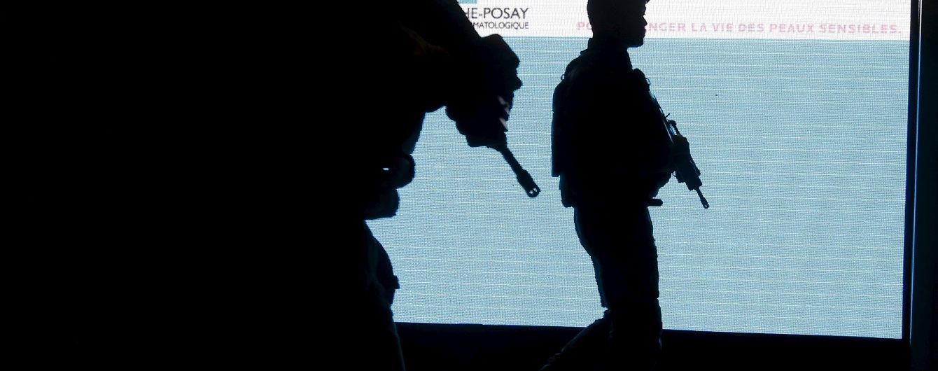 Французькі силовики запобігли 13 терактам