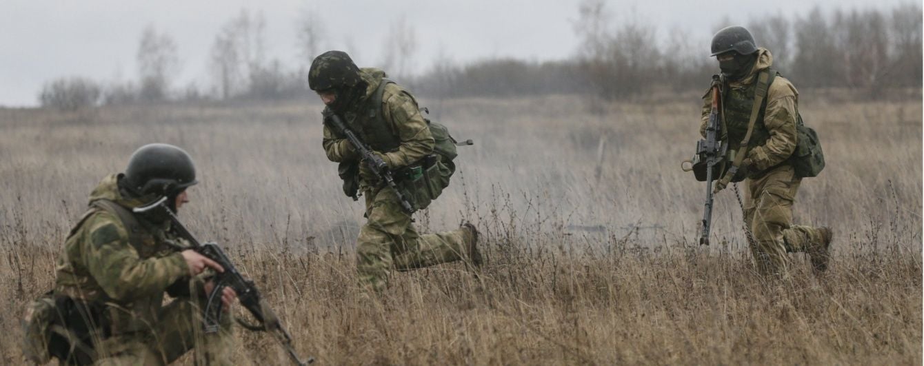 Двоє поранених військових та польоти ворожих безпілотників. Мапа АТО